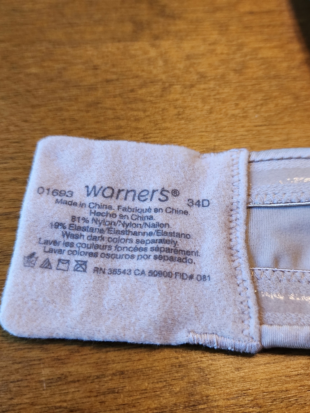 Warner's Convertible Strapless Bra - Picture 4 of 6